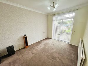 Dining area- click for photo gallery
